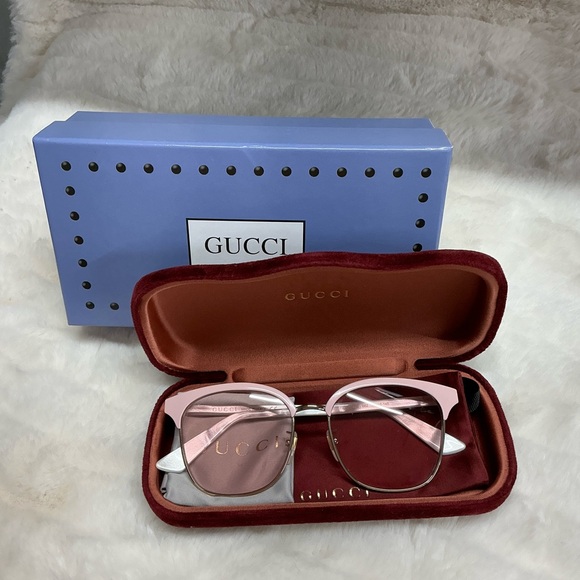 Gucci Sunglasses - Picture 10 of 10